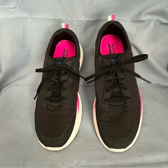 Skechers Ultra Go Sneakers Womens Size 8.5 - Picture 2 of 9